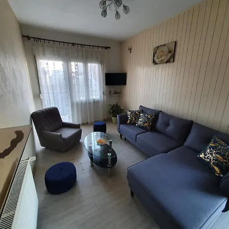 Apartment Ap Isabella With Private Pool Kaštela
