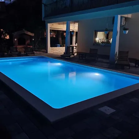 Ap Isabella With Private Pool * Kaštela